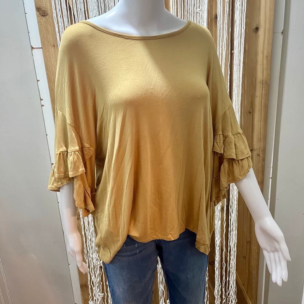 💛 BUTTERY SOFT BOHO CHIC CLEAN GIRL MUSTARD YELLOW TIERCED RUFFLE SLEEVE TOP 💛